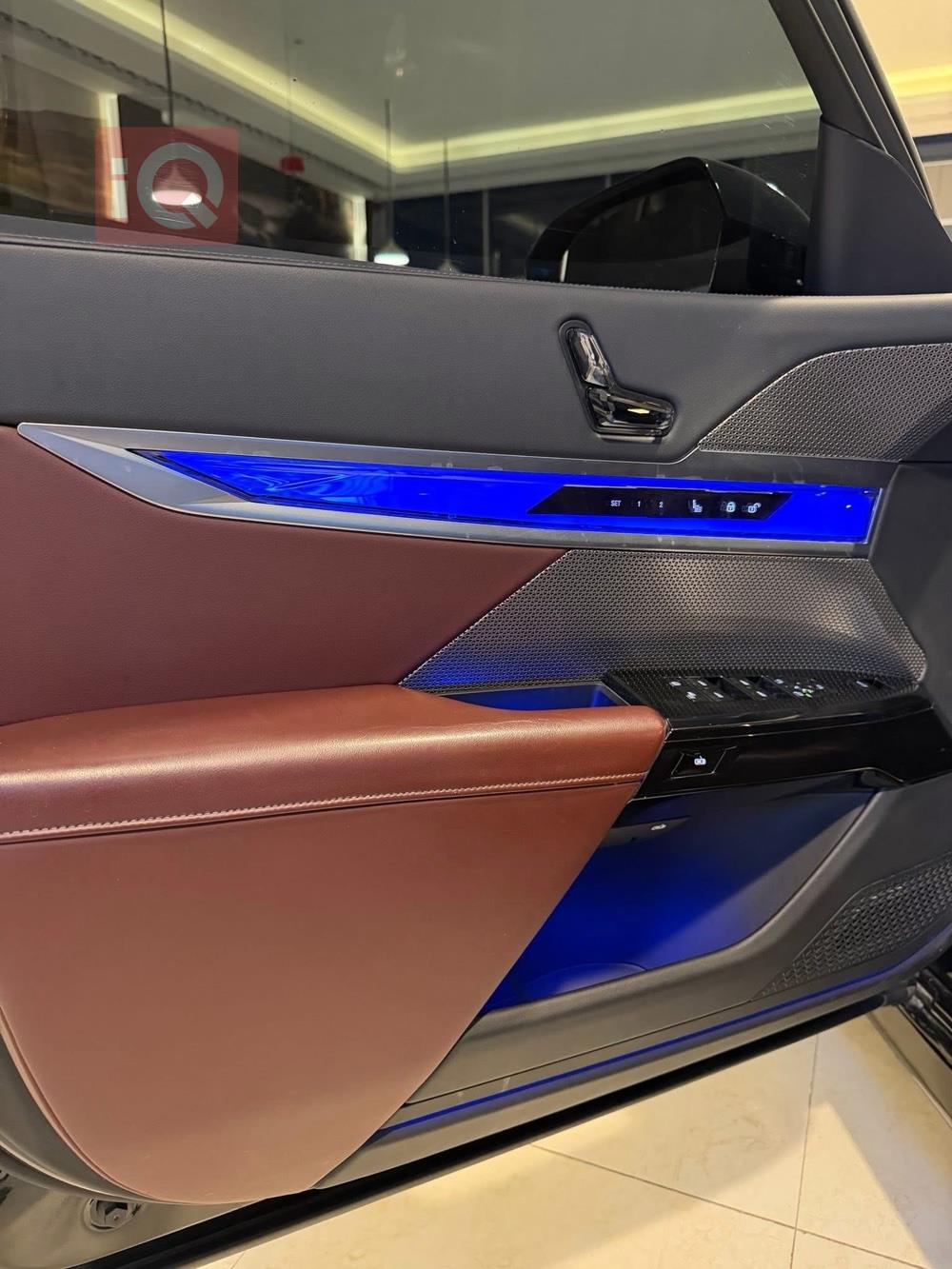 بي ام دبليو الفئة 7